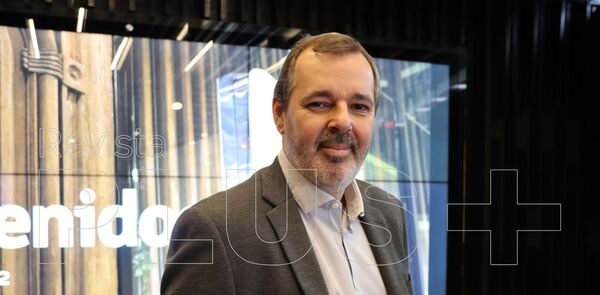Santiago Pe帽a propone a Carlos Carvallo como presidente del Banco Central del Paraguay - Revista PLUS