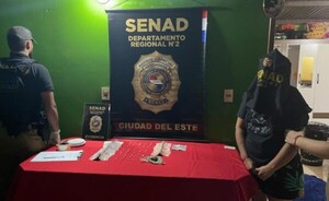 Imputan a mujer que presuntamente vendía drogas en un vecindario