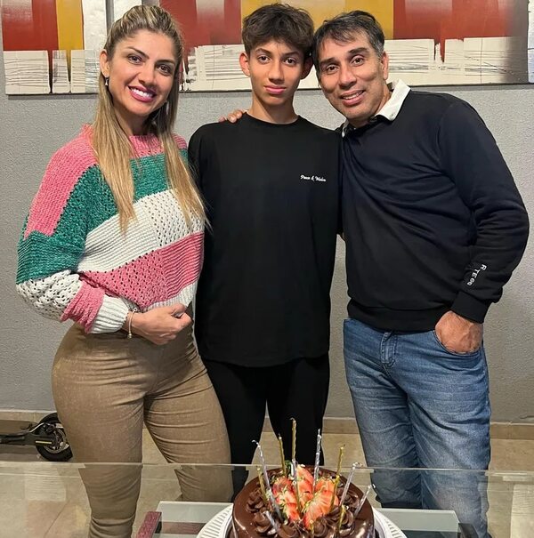 ¡El hijo de Nelson Cuevas y Alicia Ramírez ya cumplió 15 años! - Gente - ABC Color