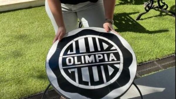 Gastón Olveira presumió el obsequio que le hizo su señora: "Gracias, mi amor"
