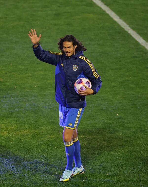 Edinson Cavani se pone “a disposición” de Almirón para la Copa Libertadores - Fútbol Internacional - ABC Color