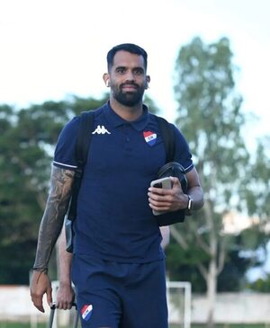 Carlos Rolón, al fútbol ecuatoriano - Nacional - ABC Color
