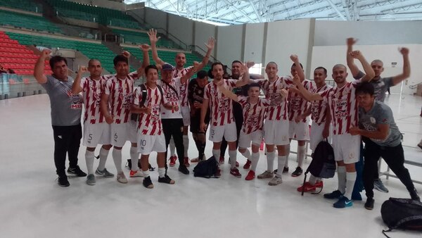 Versus / Se viene el debut de los paraguayos en el Sudamericano Zona Sur de fútbol de salón