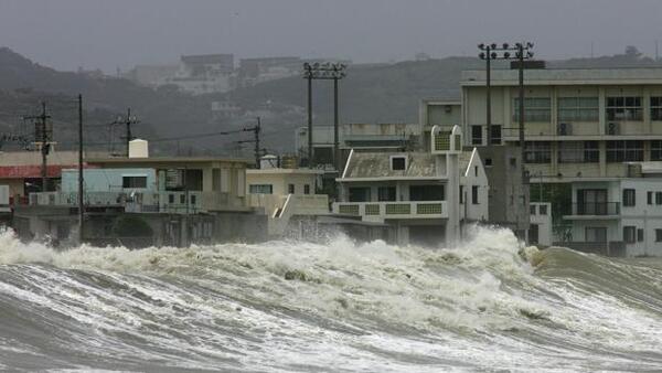 Fuertes tormentas en Asia dejaron 11 muertos en China y graves daños en Japón - El Independiente