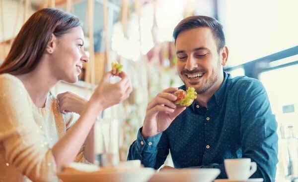 Mónica Katz: “La moda por comer sano lo único que logra es enfermar a la gente” - Estilo de vida - ABC Color