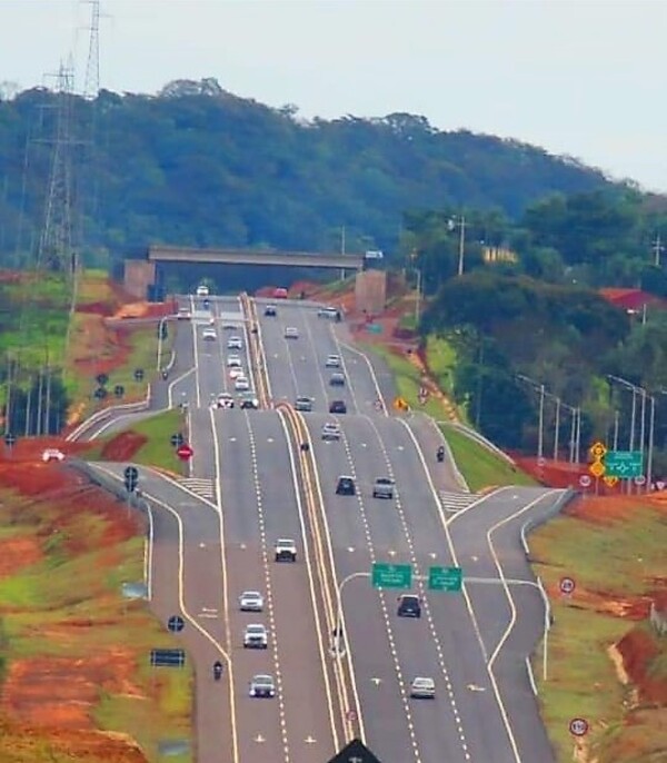 Celebran perfil moderno de ruta 2 pero vecinos de la ruta 1 alegan sentirse ninguneados por el gobierno – La Mira Digital