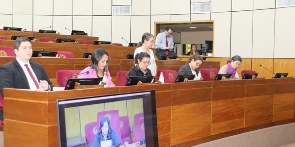 Durante mesa técnica analizan planes para mejorar la calidad de vida de los sectores vulnerables
