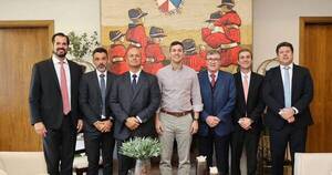 La Nación / Santiago Peña avanza en plan de bajar precios de combustibles