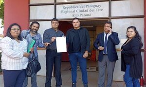 Revelan que Prieto adjudicó obras por G. 8.000 millones a su vecino que vende alfombras