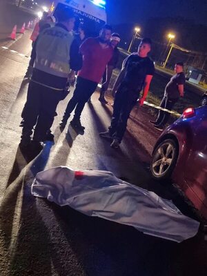 Peatón muere atropellado y conductor huye - ABC en el Este - ABC Color