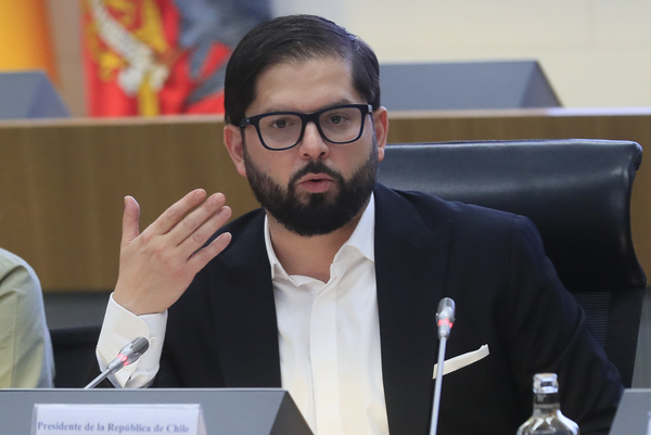 Boric pide a la oposición "salir de la trinchera" y apoyar el pacto fiscal "amplio y sustantivo" - MarketData