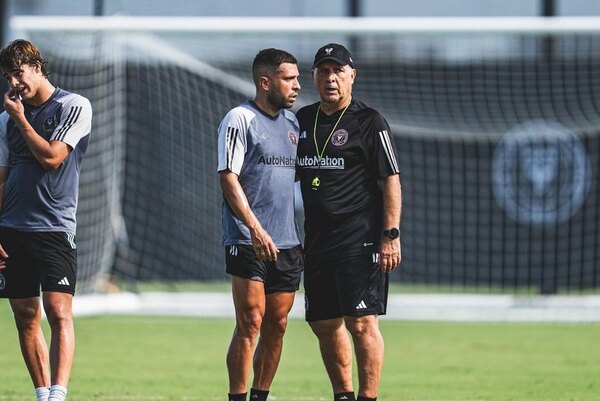 Versus / Jordi Alba asegura que llega para "ganar todo" con el Inter Miami