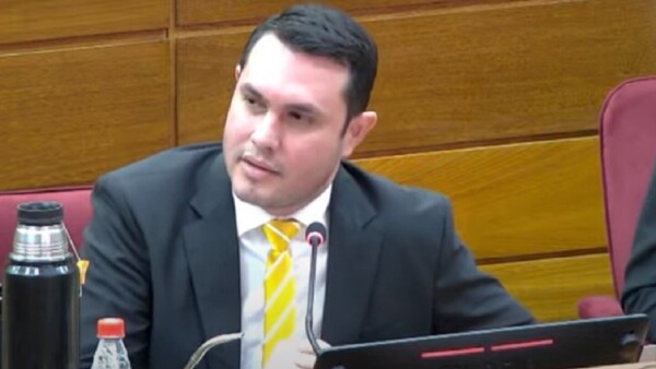Hernán Rivas renuncia a presidencia del Jurado de Enjuiciamiento de Magistrados