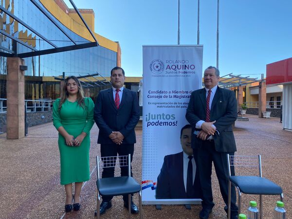 Rolando Aquino resaltó trabajo de abogado pasilleros