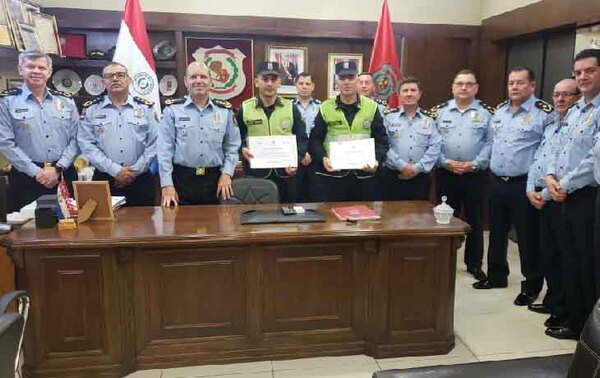 Comandante felicita a policías que se tirotearon con asaltantes en Fernando de la Mora – Prensa 5