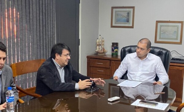 Municipalidad de CDE y Facultad de Agronomía UNE suscriben convenio