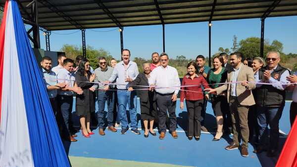 González Vaesken lidera inauguraciones por G. 1.650 millones en Itakyry