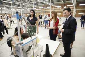 Diario HOY | San Francisco: entregan máquinas para capacitación en futura fábrica
