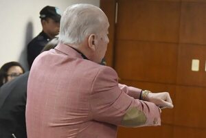 Yami Nal defiende públicamente a exministro Óscar Bajac, condenado por coima - Política - ABC Color