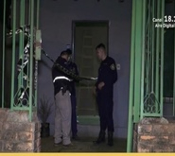 Encuentran muerta a mujer en su casa y sospechas apuntan a hijo - Paraguay.com
