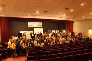 Capacitan a más de 1.000 funcionarios de salud en Caacupé - Nacionales - ABC Color