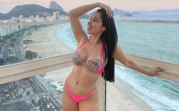 La madrina del Olimpia ya pasea su cuerpito por Río de Janeiro