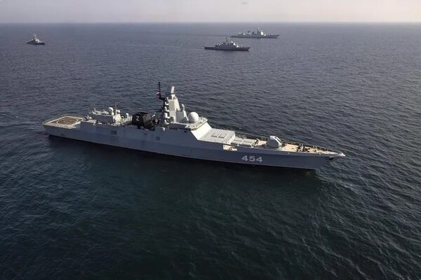 Armada de Rusia inicia ejercicios en el mar Báltico con más de 30 buques y 6.000 efectivos - Mundo - ABC Color