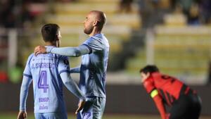 Bolívar se queda con la ida ante Paranaense