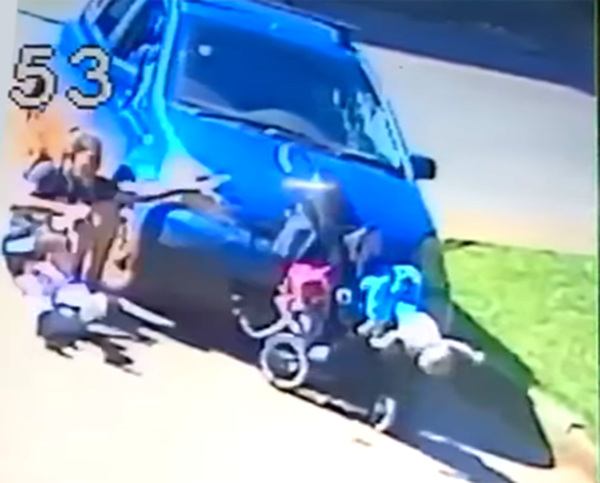 Policía protege a “loco del volante” que atropelló a una madre y sus dos hijas - La Clave