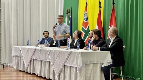 Presentaron informe sobre el proyecto de revitalización de la línea internacional