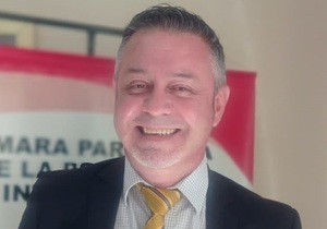 Piden a Santiago Peña que elija a un técnico para la DINAPI | 1000 Noticias