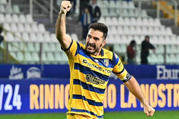 Versus / El fin de una emblemática carrera: Gianluigi Buffon anuncia su retiro del fútbol