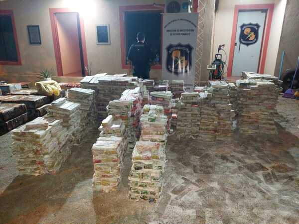 Interceptan camión que transportaba más de 1.300 kilos de marihuana en Ciudad del Este