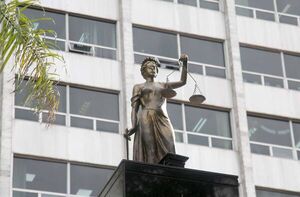 Remiten pedido de sumario y suspensión de escribana por supuestas inconductas | 1000 Noticias