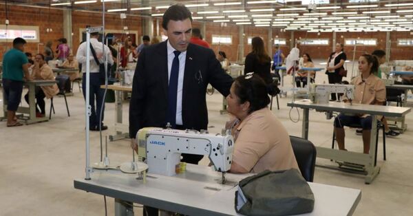 Todo listo para la habilitación de la futura fábrica textil en el barrio San Francisco