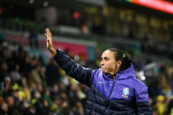 Versus / Brasil empata ante Jamaica y queda fuera del Mundial femenino en la despedida de Marta
