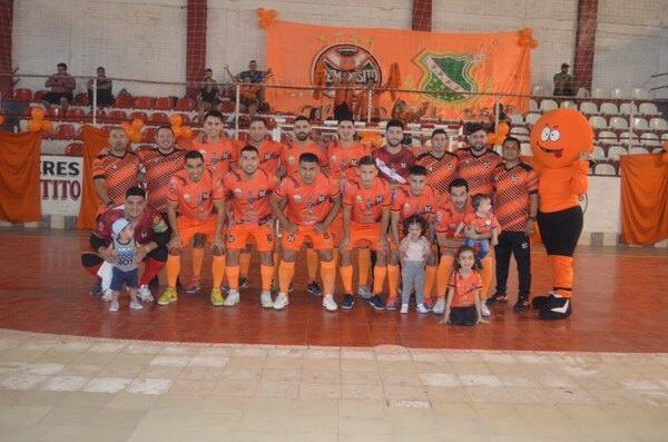 Versus / Debut triunfal de los paraguayos en el Sudamericano de fútbol de salón