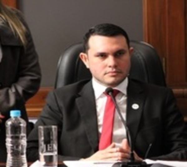 ANEAES no evalúo carrera donde estudió Hernán Rivas - Paraguay.com