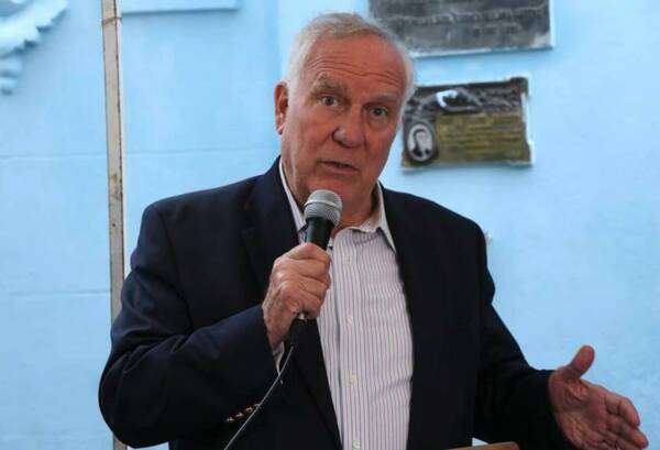 “La gente ya se dio cuenta que fracasó la conducción de Efraín Alegre”, he’i “Tito” Saguier