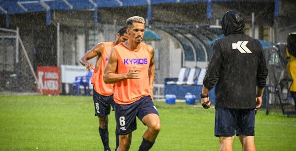 Pitu Martínez: «Tenemos que tener mucha fe para sacar adelante al club».