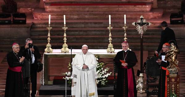 La Nación / Jornada Mundial de la Juventud: el papa pide a Europa “construir puentes” para la paz en Ucrania