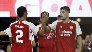 Arsenal alza su séptima Copa Emirates