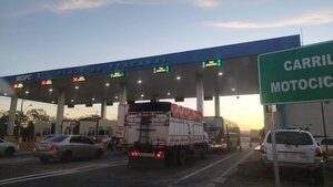 MOPC reduce la tarifa del peaje del puesto de Ypacaraí