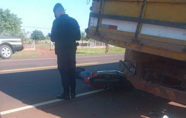Accidente rutero deja en grave estado a un joven de 22 años - Oasis FM 94.3