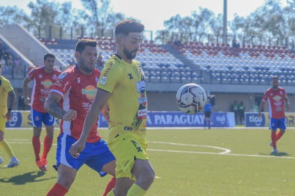 Recoleta golea a Colegiales y clasifica a los octavos de final de la Copa Paraguay