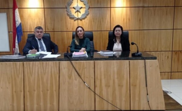 Condenan a 22 años de cárcel a un hombre que abusó de su hija