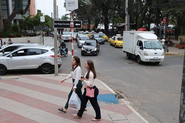 Paraguay reporta un aumento en el 铆ndice de conocimiento financiero, seg煤n la CAF - Revista PLUS