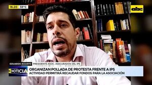 Video: Organizan pollada de protesta frente a IPS  - ABC Noticias - ABC Color