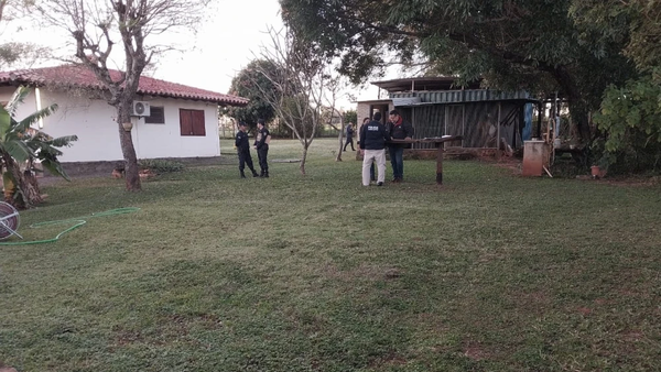 Autopsia revela que ex militar suizo recibió 11 disparos de escopeta - Noticiero Paraguay