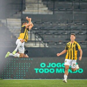Guaraní pierde sobre la hora tras gran partido en Río - La Tribuna